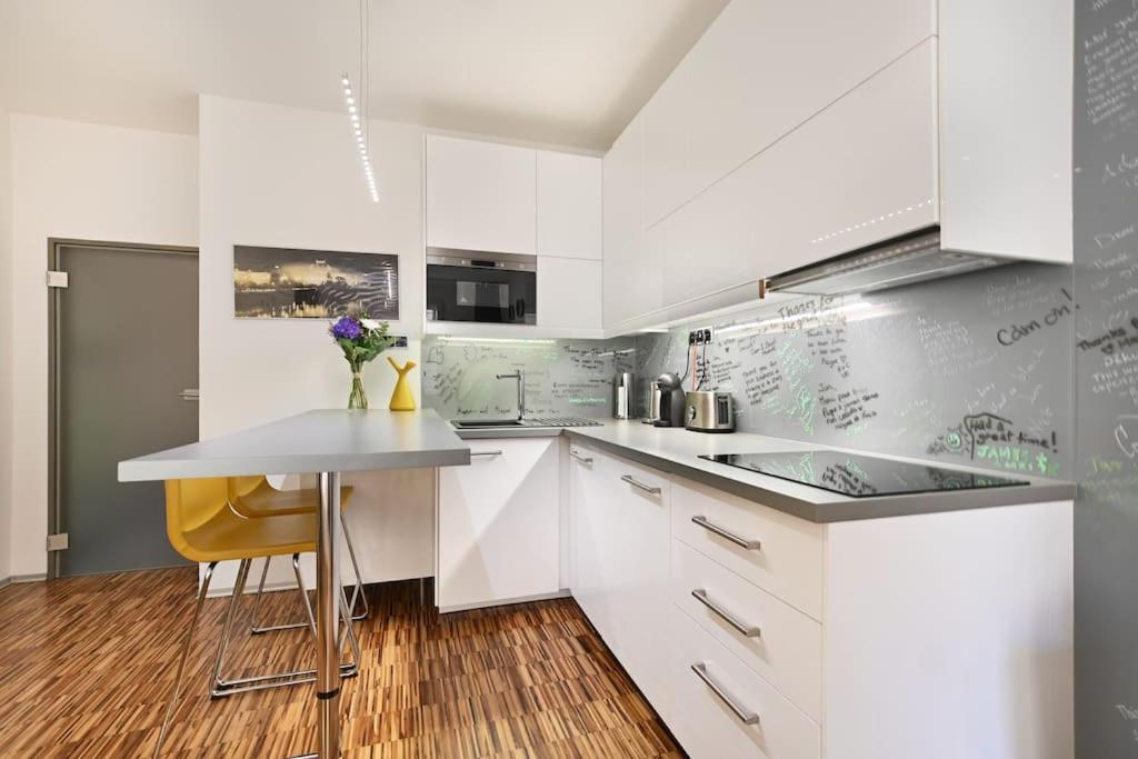 Smart & Luxury Old Town Apartment Prag Exterior foto