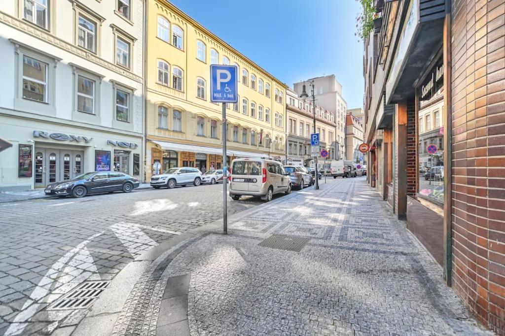 Smart & Luxury Old Town Apartment Prag Exterior foto